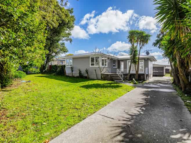 11 Eastburn Street, Papakura