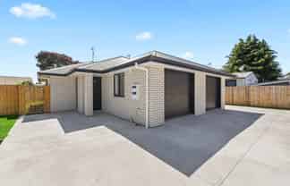B/5 Bruce Avenue, Glenview