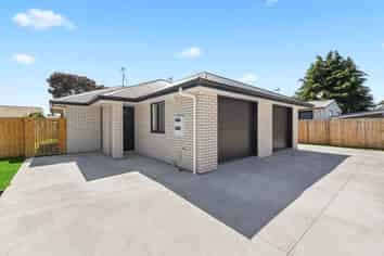 B/5 Bruce Avenue, Glenview