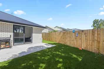 B/5 Bruce Avenue, Glenview