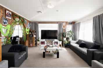2/11 Dunstan Place, Otara