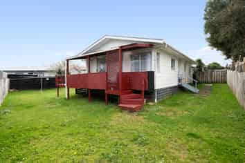 2/11 Dunstan Place, Otara