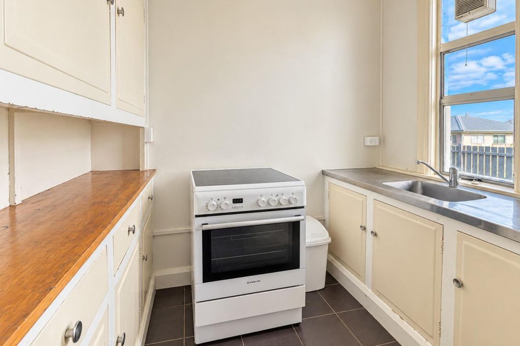 Comfortable Apartment 3