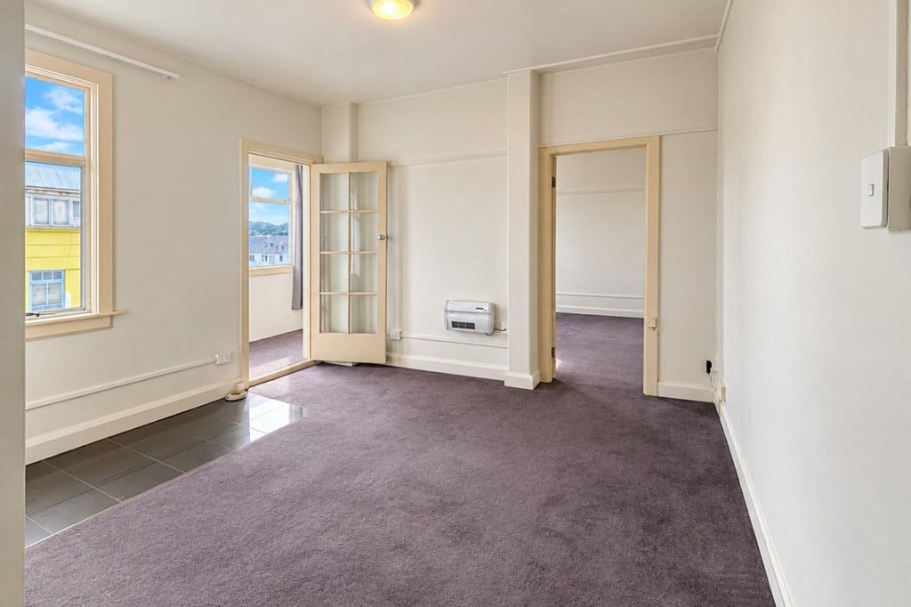 Comfortable Apartment 5