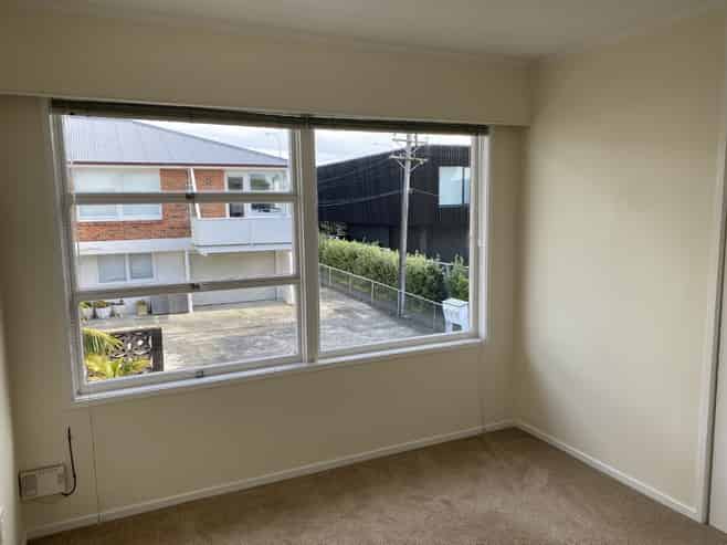 Auckland - Address withheld
