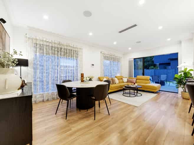 8 Hughs Way, Flat Bush