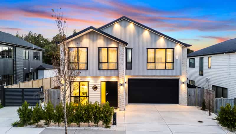 8 Hughs Way, Flat Bush