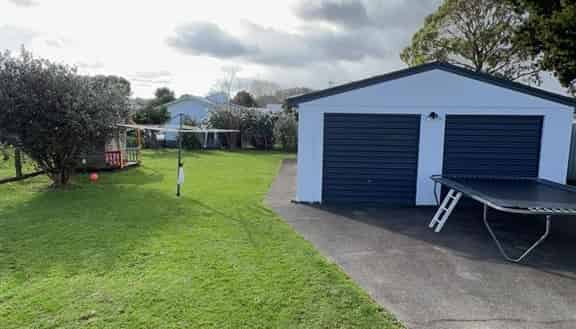 15 Meadow Park Crescent, Tikipunga