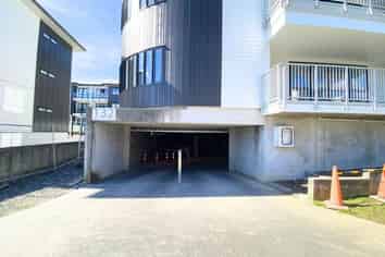 A34/132 Stancombe Road, Flat Bush