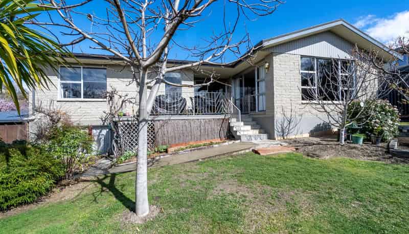 17 The Half Mile, Alexandra