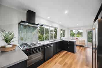 117 Eskdale Drive, Bay View