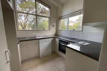 12 Beaudine Avenue, Glenfield