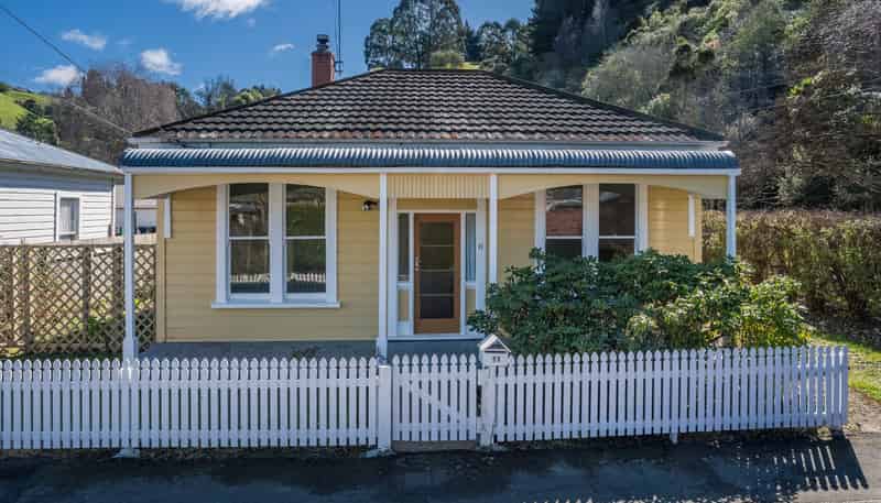 11 Coburn Avenue, NORTH EAST VALLEY