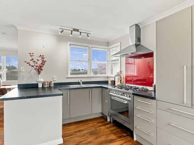 38 Paisley Street, Awapuni