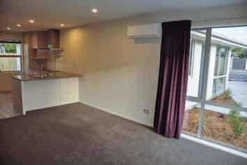 4/135 Edgeware Road, Saint Albans