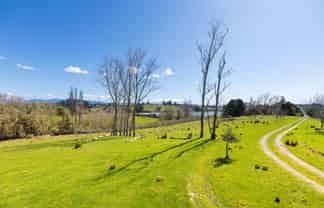 12 Pukeko Lane, Redwood Valley