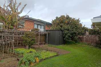 Auckland - Address withheld