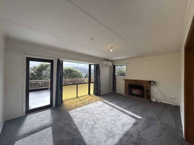 11a  Hillary Street, Tawa