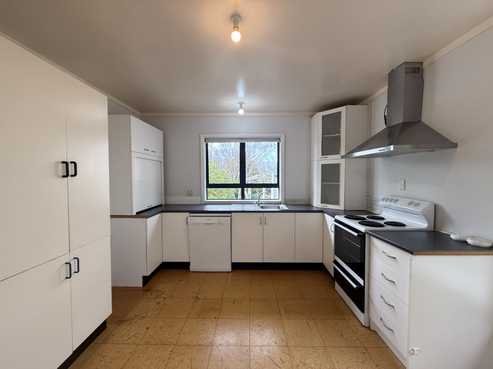 11a  Hillary Street, Tawa