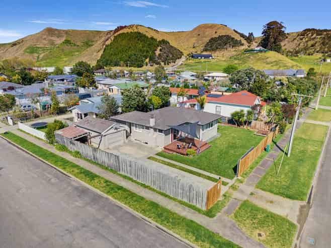 7 Duke Street, Tamarau