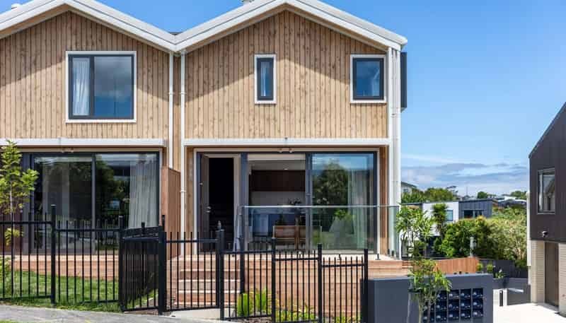 2/98 Walker Road, Point Chevalier