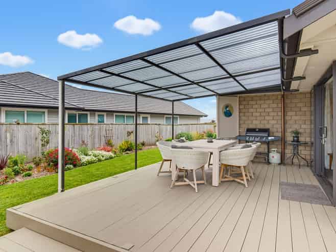 35 Waipunahau Road, Waikanae