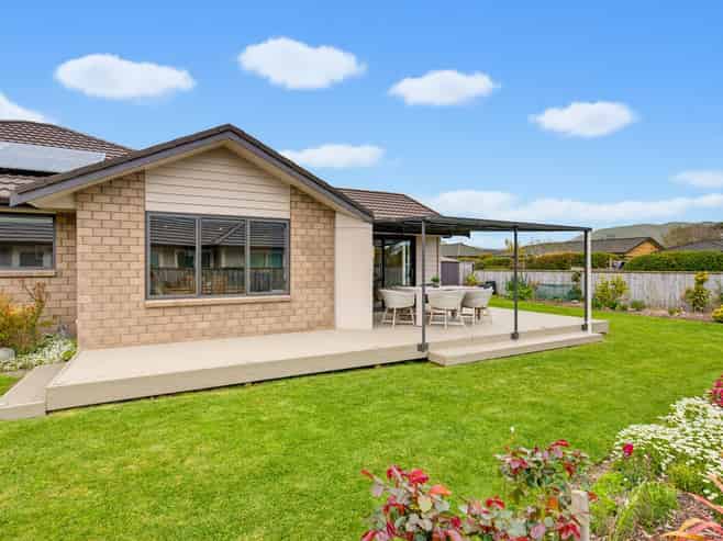35 Waipunahau Road, Waikanae