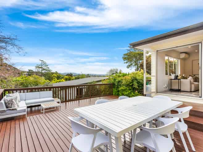 30d Derwent Crescent, Titirangi