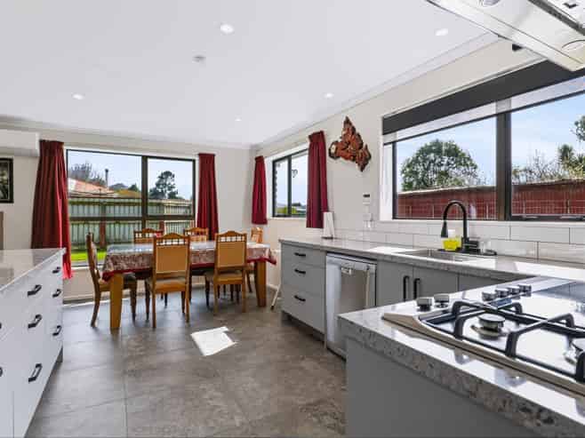 15C Olivia Street, Stratford