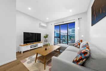 3 Kiato Lane, Flat Bush