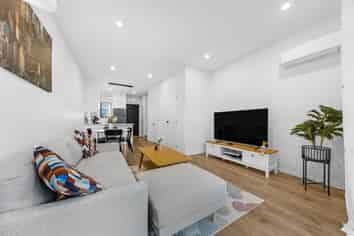 3 Kiato Lane, Flat Bush
