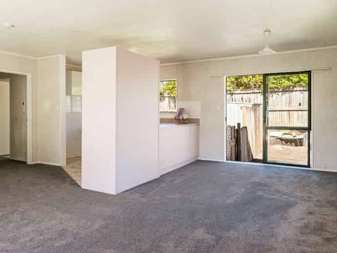 43A Cameron Road, Bluff Hill