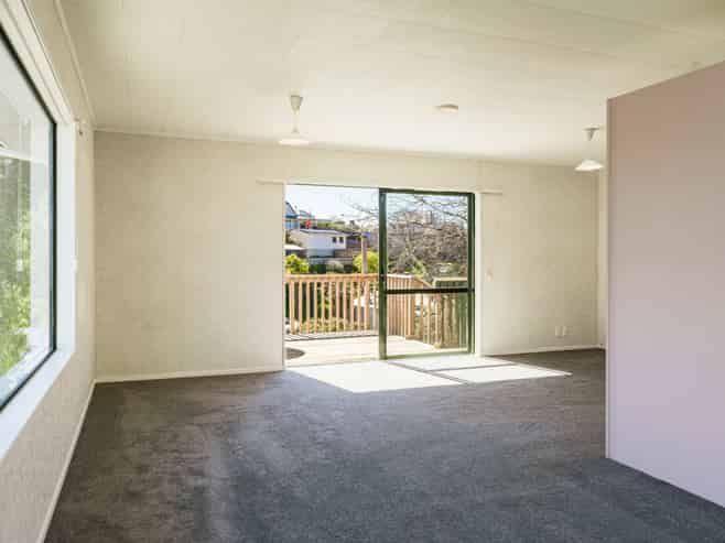 43A Cameron Road, Bluff Hill