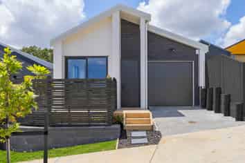14 Oopunga Road, Pukekohe