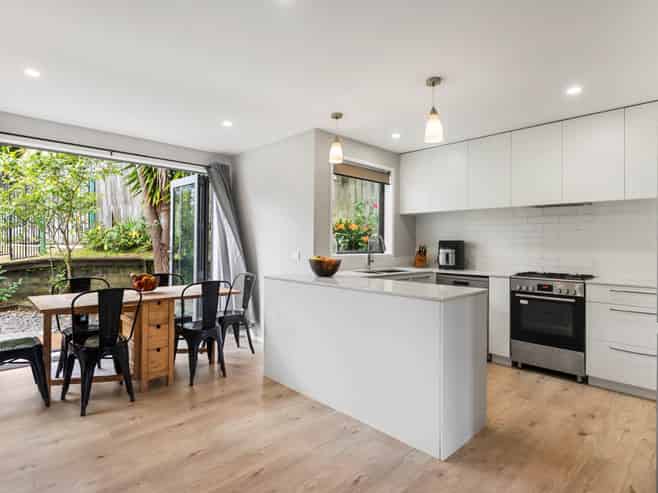 5/70A Sackville Street, Grey Lynn