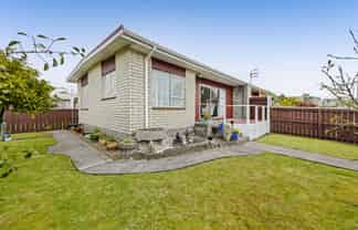 1/1 Gardenia Avenue, Bell Block