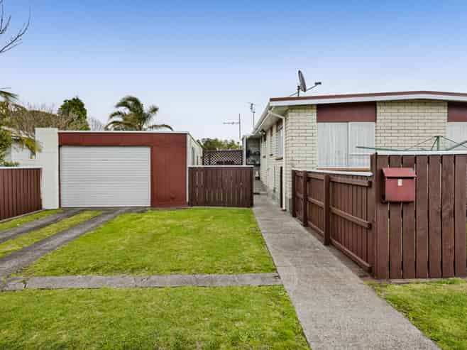 1/1 Gardenia Avenue, Bell Block