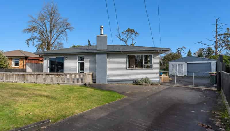 7 Keitha Place, Glenview