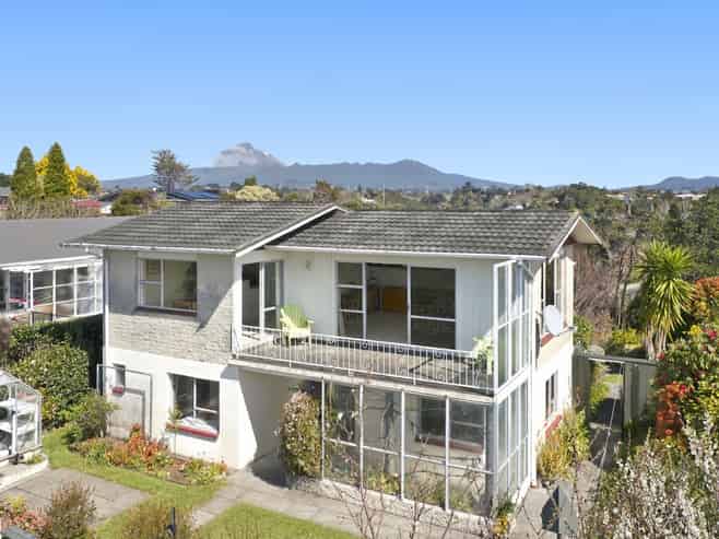 7 Montana Place, Merrilands