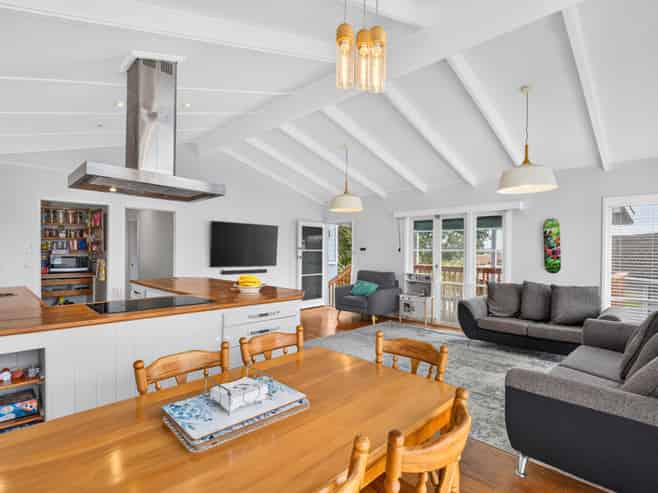 25 Sunvue Road, Glen Eden