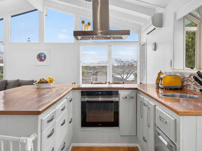 25 Sunvue Road, Glen Eden