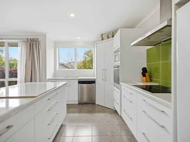 4 Tranquil Grove, Omokoroa