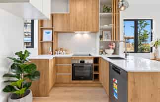 38 Takarore Crescent, Flat Bush