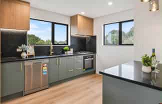 12C Damian Way, Weymouth