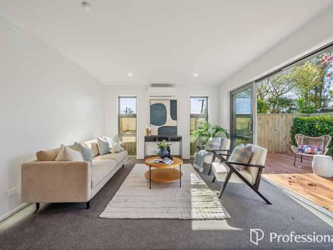 9B Seddon Street, Waikanae
