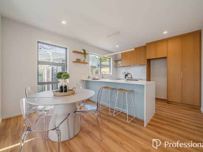 9B Seddon Street, Waikanae