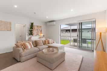 27 Riria Crescent, Conifer Grove