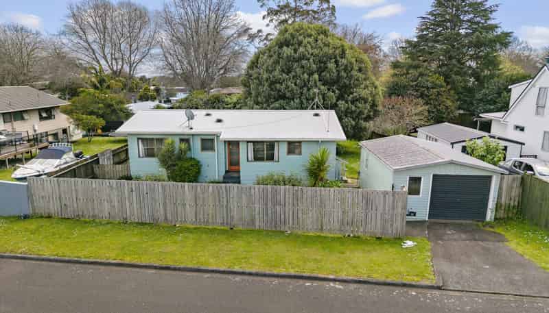 28 Chrisarda Place, Red Hill