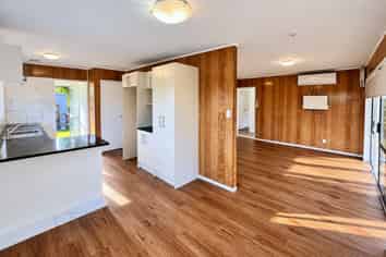 36 Challen Close, Conifer Grove