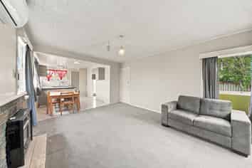 22 Clayton Avenue, Otara